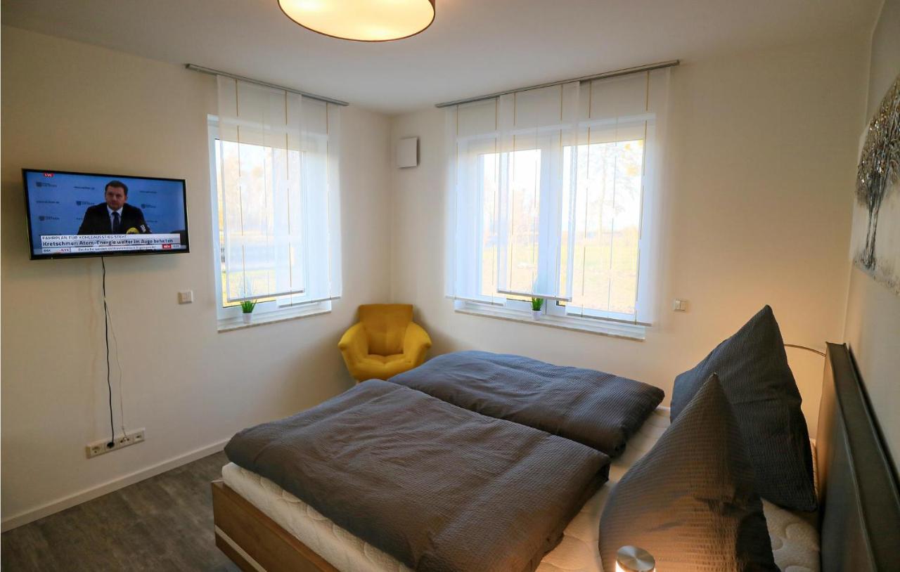 2 Bedroom Cozy Apartment In Рехлін Екстер'єр фото