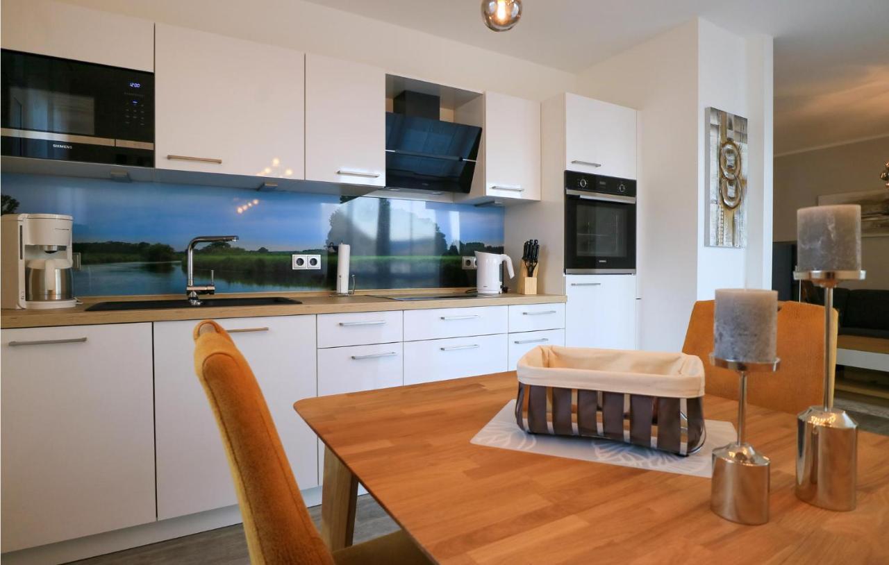 2 Bedroom Cozy Apartment In Рехлін Екстер'єр фото